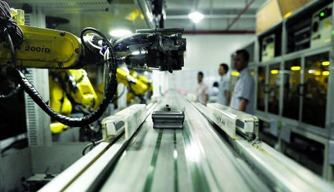 中國機器人產業發展需定方向、補短板