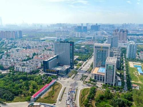 武漢開發(fā)區(qū)打造最優(yōu)環(huán)境 高質(zhì)量發(fā)展培育新動能